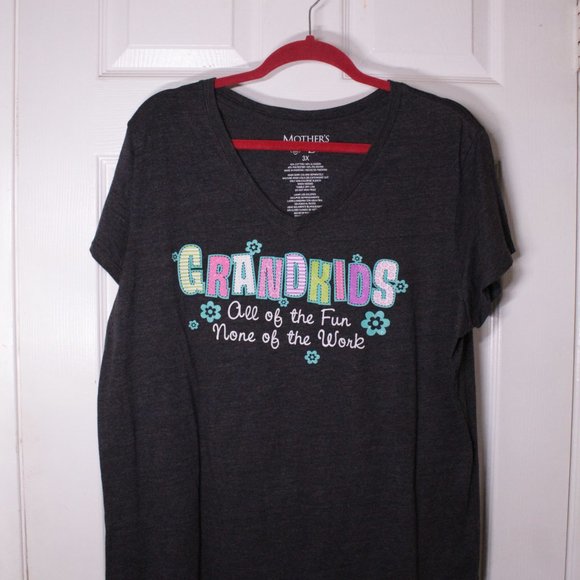 MOTHERS DAY Gray Grandkids Short Sleeve Tee - Picture 1 of 5